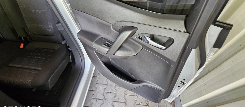 Opel Meriva cena 35500 przebieg: 96700, rok produkcji 2016 z Łódź małe 466